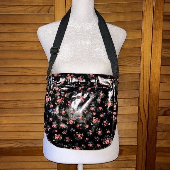 Cath Kidston Rose Garden Crossbody Bag - Picture 8 of 8